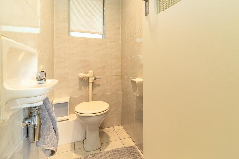 To Let 2 Bedroom Property for Rent in Sea Point Western Cape